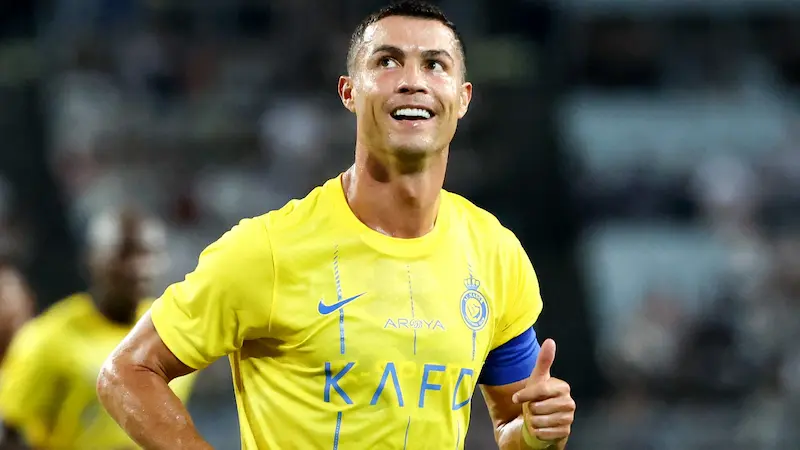 Nhiều người biết đến Ronaldo như một “chiếc chân vàng” đẳng cấp